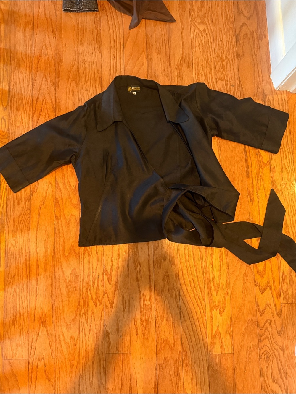 Cropped Black Wrap Shirt with Tie Front